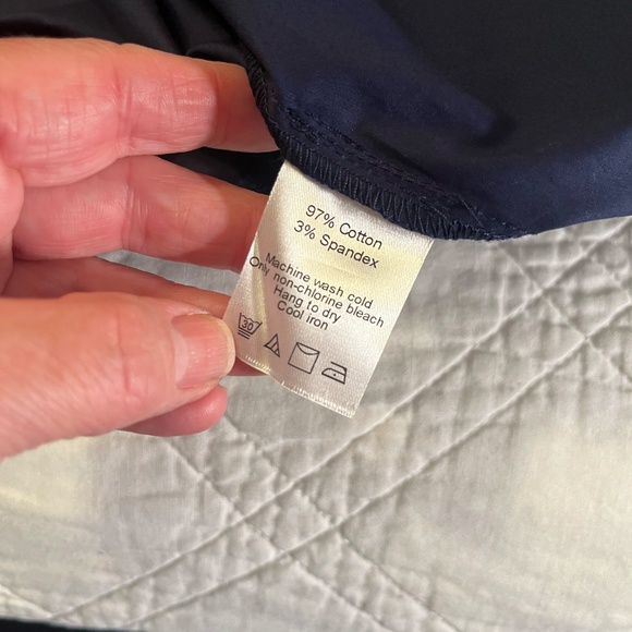 Duffield Lane Marlow Top Button Front Navy Stretch Women Small NWT MSRP $154 - Picture 12 of 12
